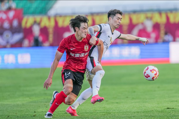 策略宝 长春亚泰1-3上海海港，赛后评分：上海海港47号排第一